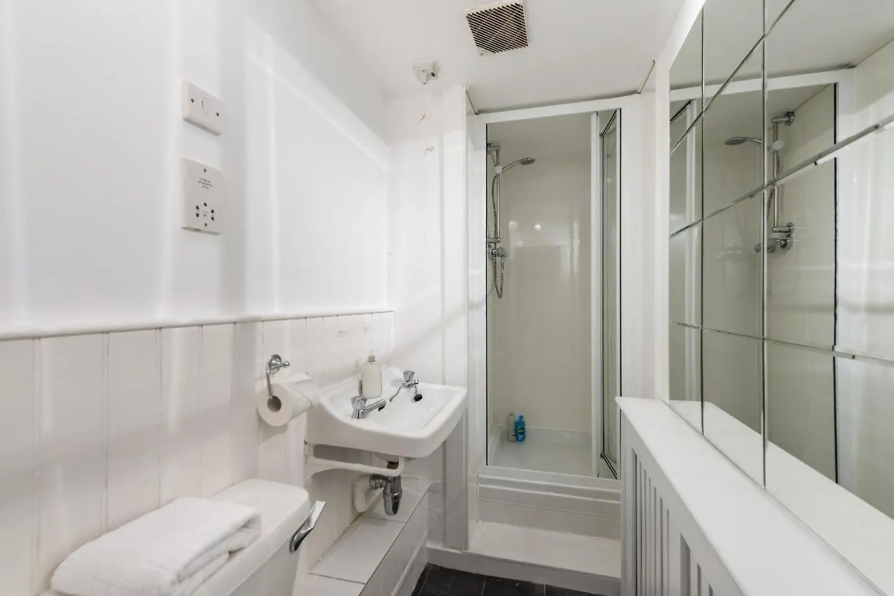 Luxury 3 Bedroom Apt On Edinburgh'S Royal Mile エディンバラ