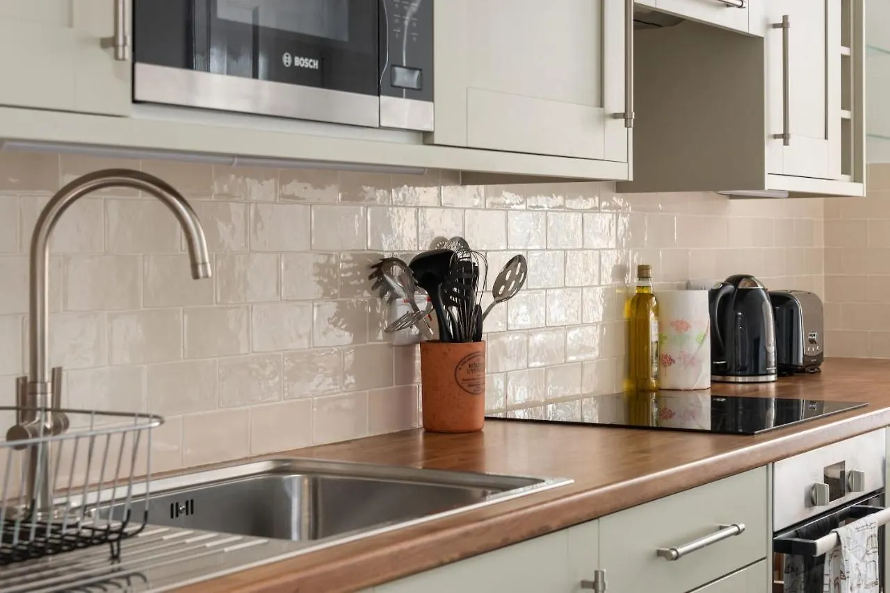 Luxury 3 Bedroom Apt On Edinburgh'S Royal Mile アパート エディンバラ
